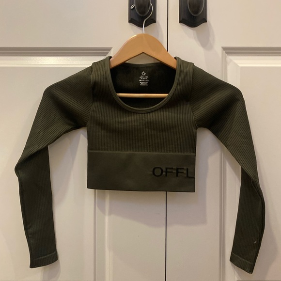 Cute aerie active long sleeve shirts - Picture 2 of 5